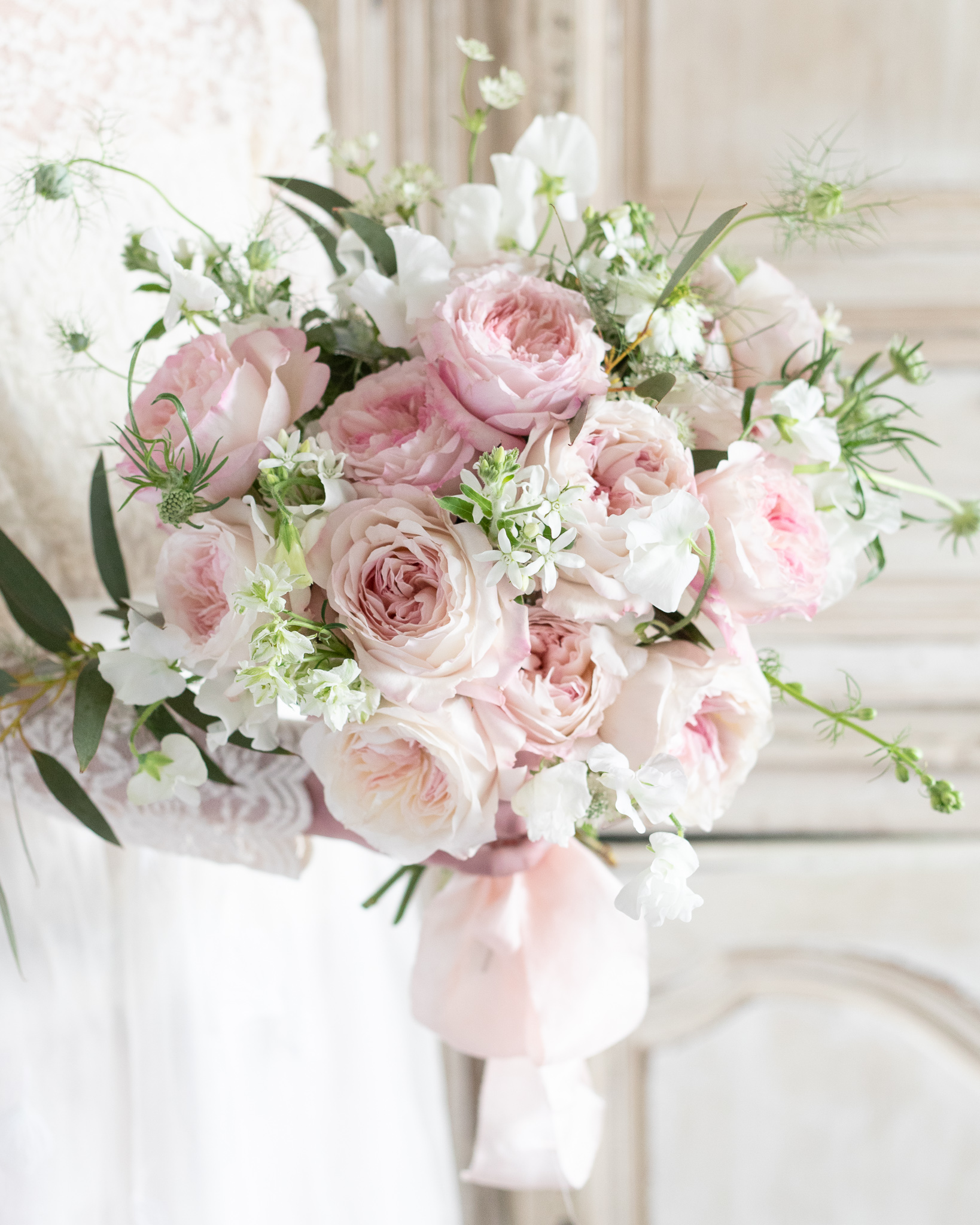 wedding inspiration with roses